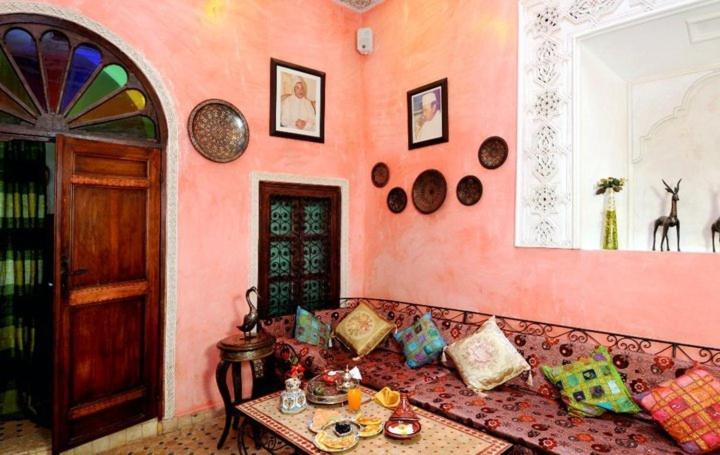 Riad Anass Al Ouali Fes Luaran gambar